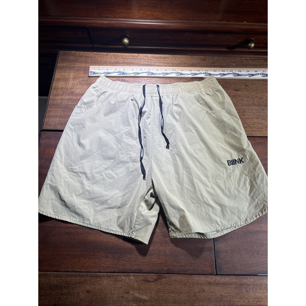 BIINK  Dry Training Shorts Men's Sz Large. Beige. Australia